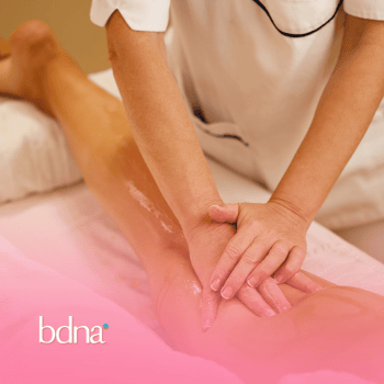 Masaje relajante de piernas 2025