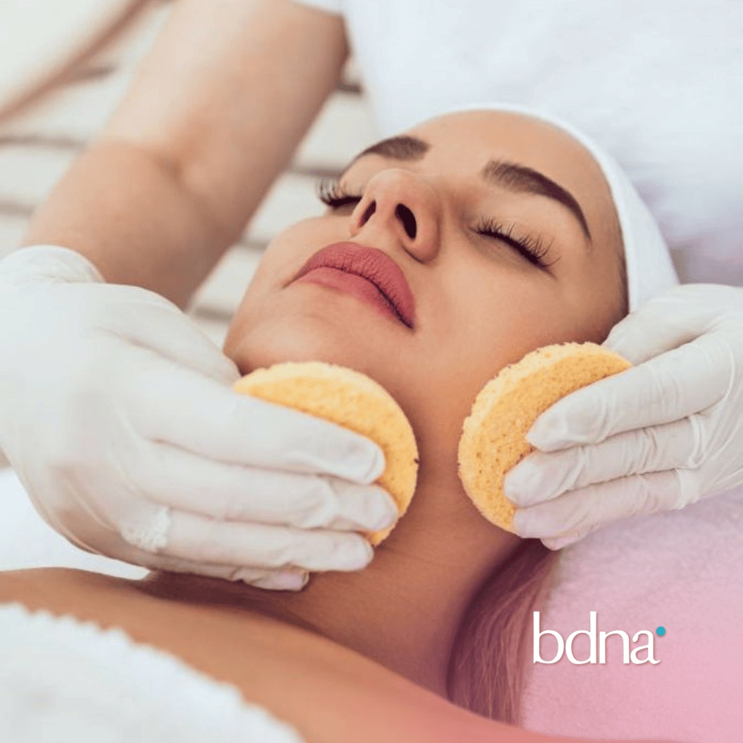 Hidratación Facial Profunda - Badana